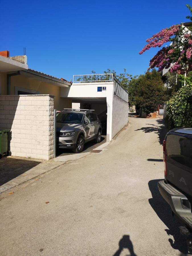 Apartman Nino Donji Okrug  Extérieur photo