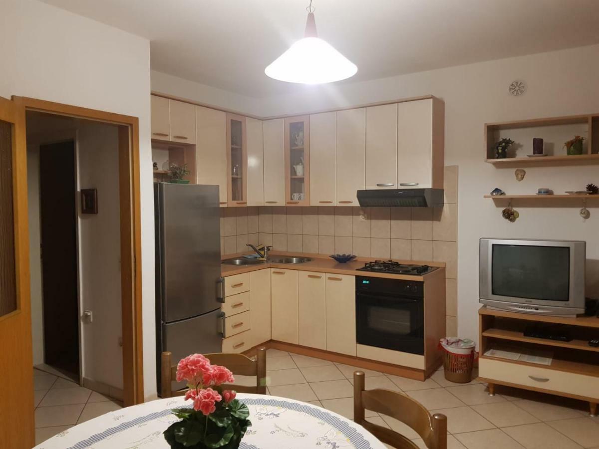 Apartman Nino Donji Okrug  Extérieur photo